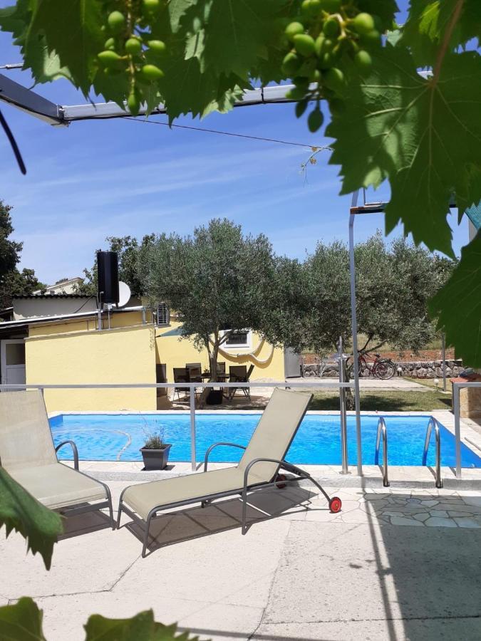 Apartments Familie Vujec Skrbčići Exteriér fotografie